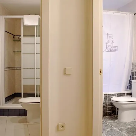 En Placa Nova 2, 公寓 *